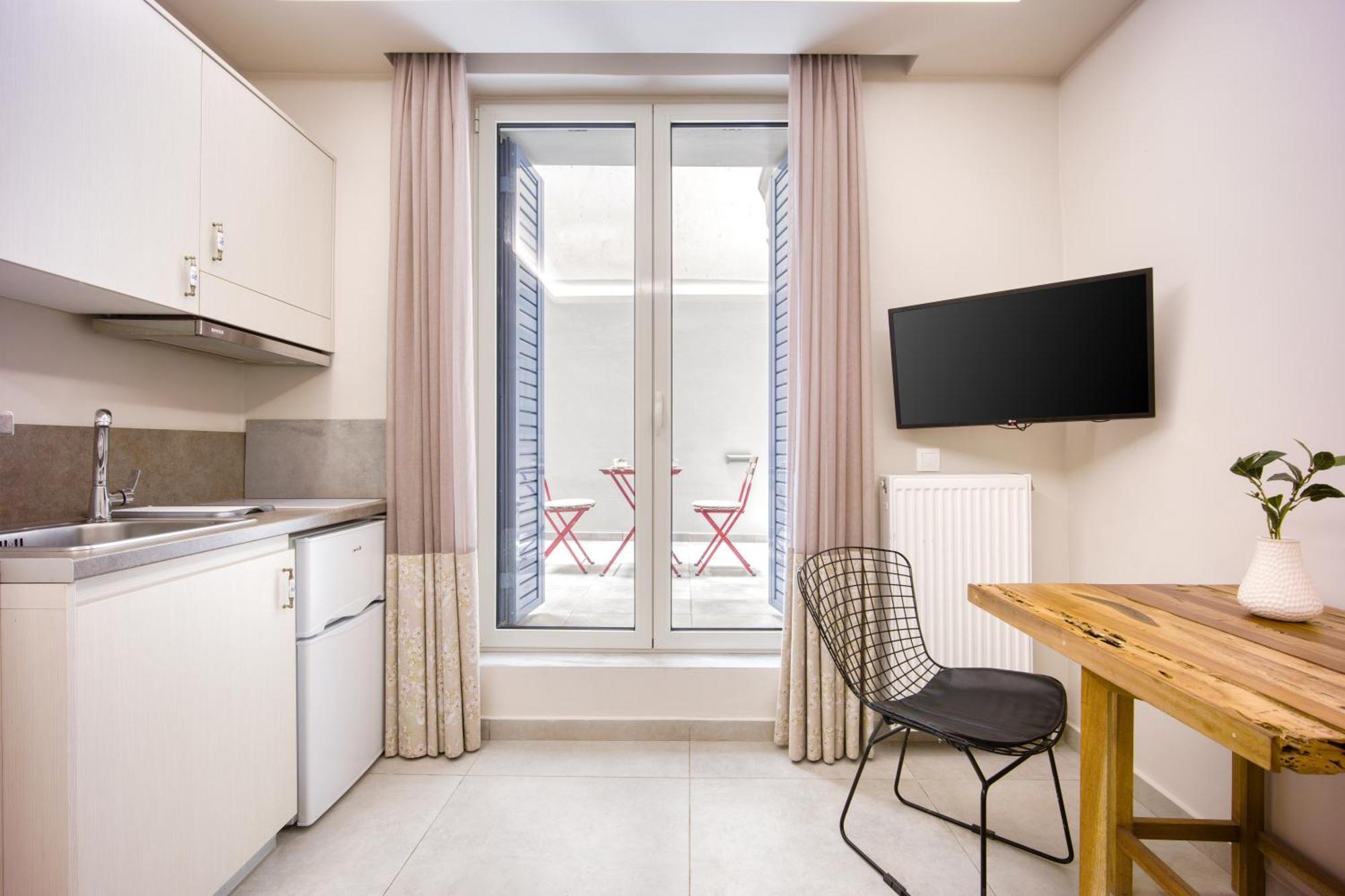 Апартаменты Pagrati/Hilton Area, Bentzi Афины Экстерьер фото